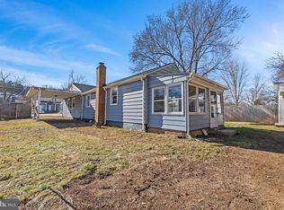 3900 Elmwood Dr, Alexandria, VA 22303