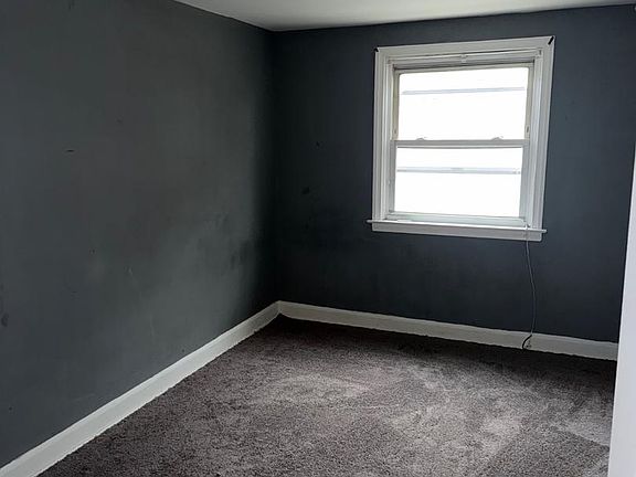 5th image of 616 Macdade Blvd