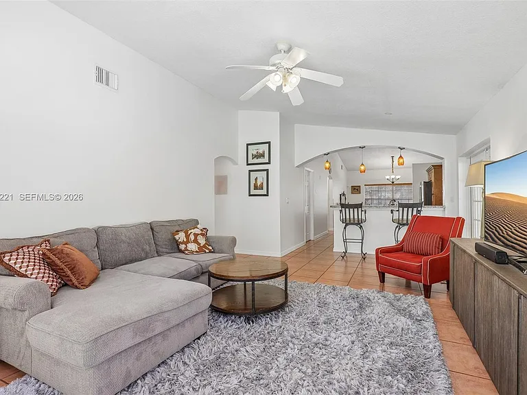13100 NW 11th Dr — Photo 10