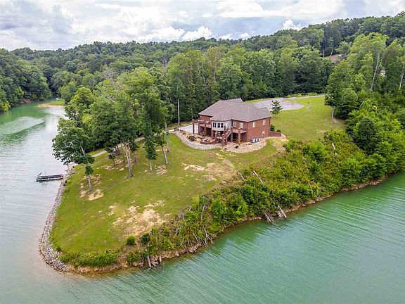 4th image of 1009 Silver Oak Dr