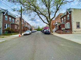 6023 60th Pl, Maspeth, NY 11378