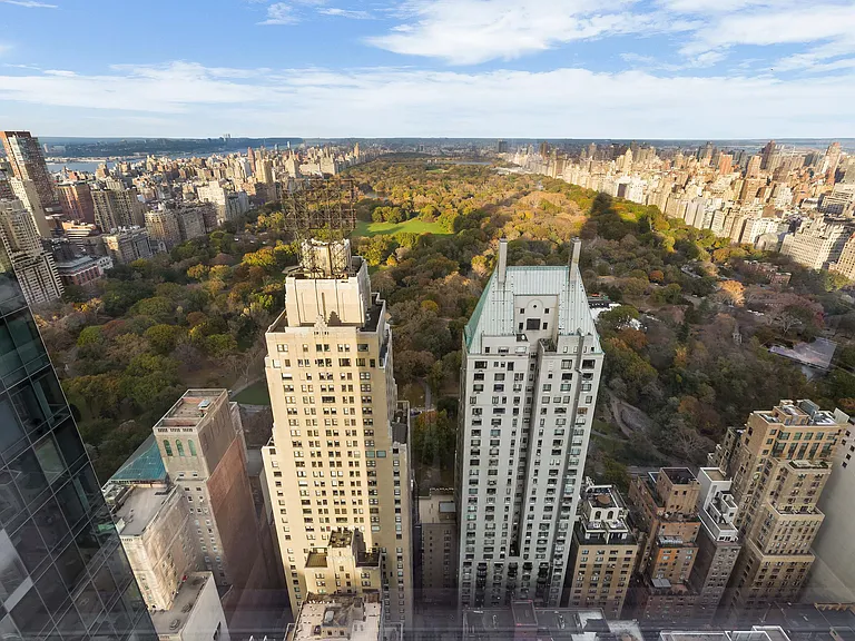 157 W 57th St #53B — Photo 4