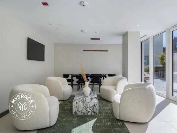 150 Lawrence Street image 27 of 32