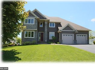 6735 Empire Ct, Maple Grove, MN 55311