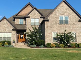 2822 Presley Dr, Murfreesboro, TN 37128
