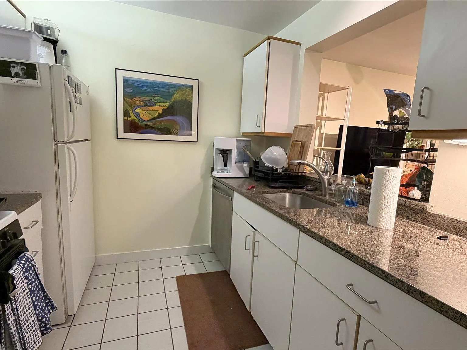 2 bed, 880 sqft, $3,600 — Photo 2