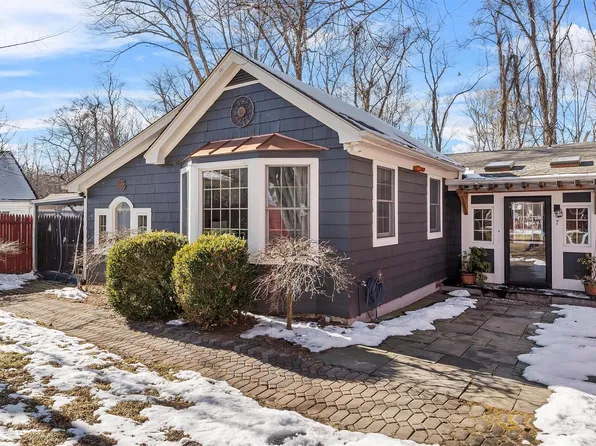 7 Maryland Avenue, Armonk, NY 10504