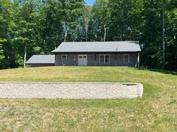 4214 Antioch Dr, Mesick, MI 49668