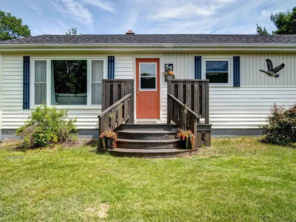 55 Orchard Dr, New Minas, NS B4N 3L6
