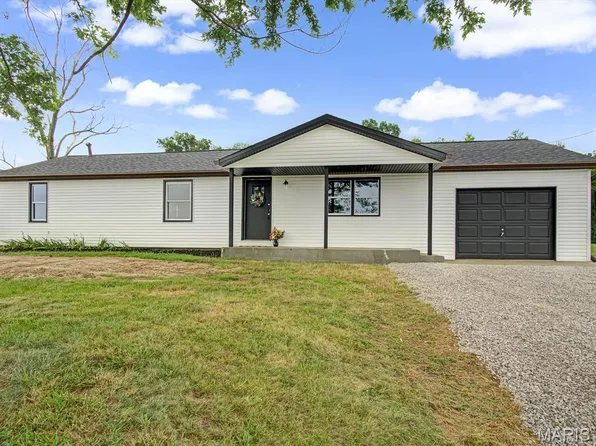 3342 Kk Rd, Waterloo, IL 62298