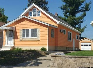1623 Schuyler St, Schenectady, NY 12303