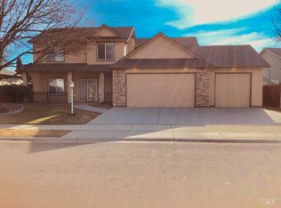 2473 E Green Canyon Dr, Meridian, ID 83642