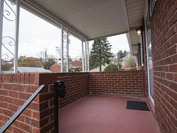 4th image of 227 Dennison Dr