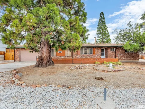 3430 Gwynelle Ct, Sparks, NV 89431
