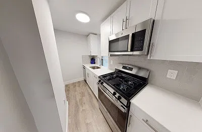 2 bed, 800 sqft, $3,350 — Photo 1