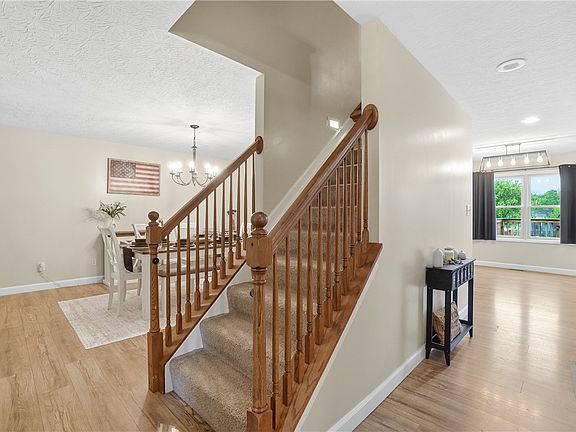 3rd image of 8833 Wilson Rd