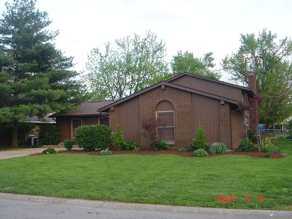 2nd image of 509 Emily Dr