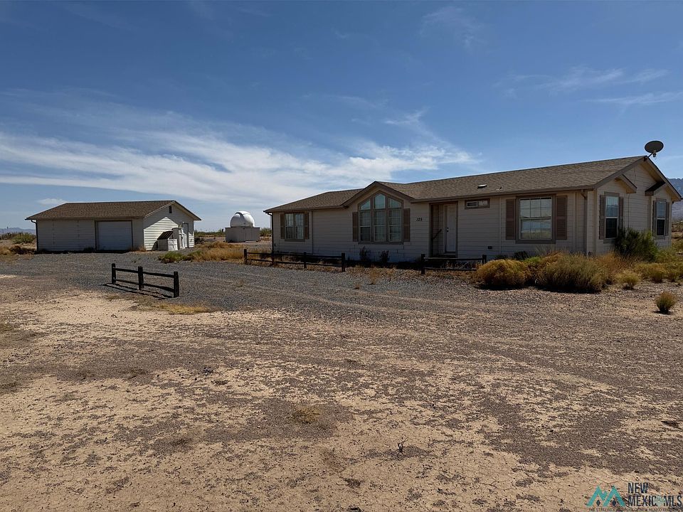 1st image of 129 Falcon Dr