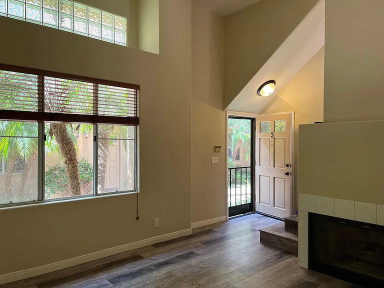 1630 E Palm Ave #3 — Photo 5