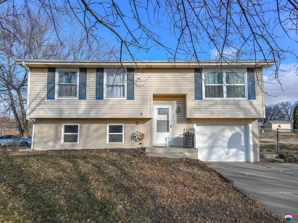 1100 Vale St, Lincoln, NE 68521
