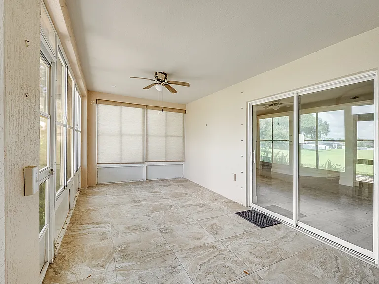 537 Mason Dr — Photo 45