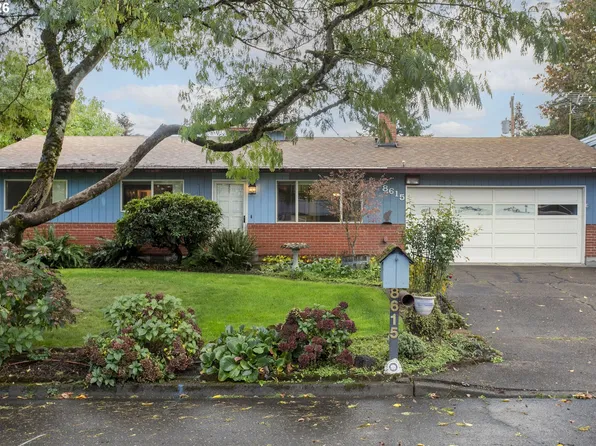 8615 NE 61st St, Vancouver, WA 98662