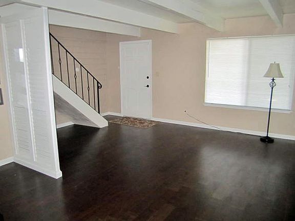2nd image of 862 Rutledge Dr