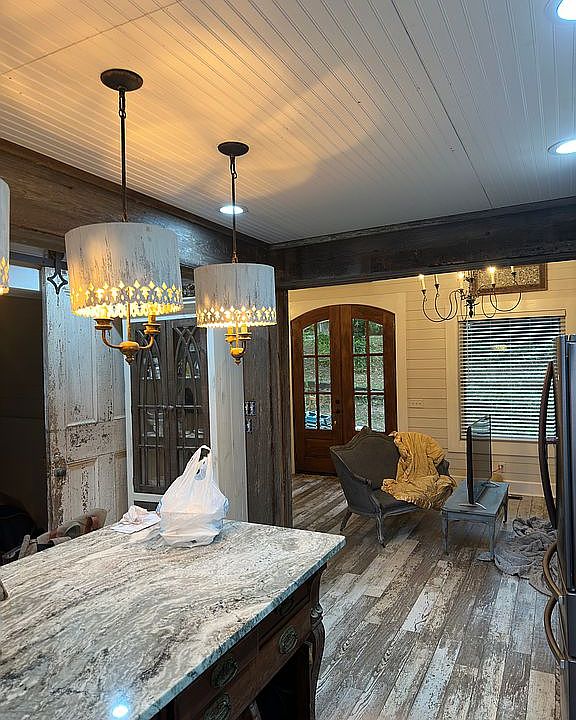 2nd image of 139 Miranda Ave