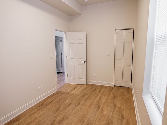 4th image of 6615 S Vernon Ave #2