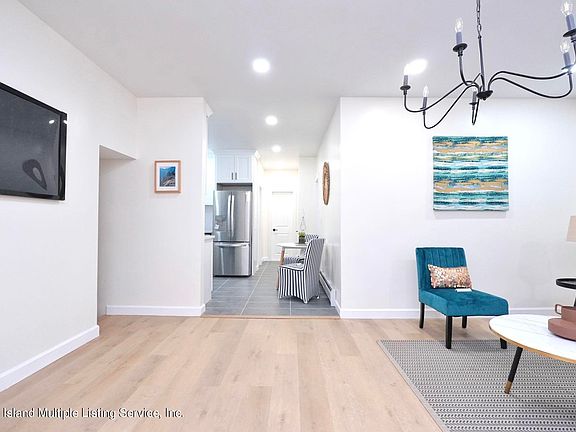 4th image of 521 Vanderbilt Ave