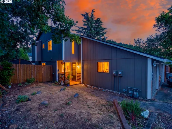 13954 SE Center St, Portland, OR 97236