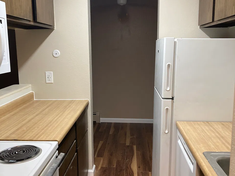 70 Douglas Ln #303