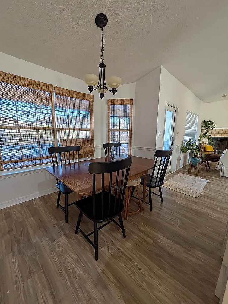 4 bed, 2066 sqft, $2,800 — Photo 4