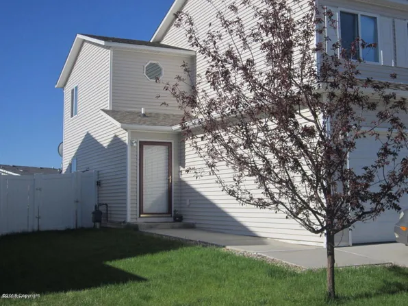 1710 Harvest Moon Dr, Gillette, WY 82718