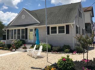 110 3rd St, Beach Haven, NJ 08008