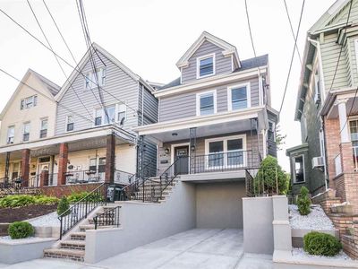 483 Avenue E, Bayonne, NJ, 07002
