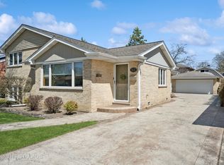 9119 Mango Ave, Morton Grove, IL 60053