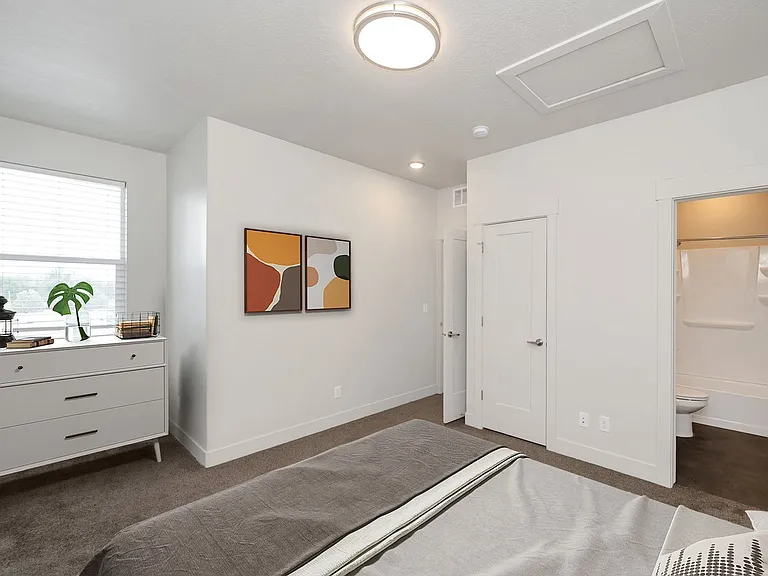Monarch Townhomes — Photo 5