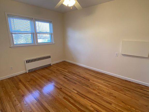 3rd image of 6765 73rd Pl APT 1