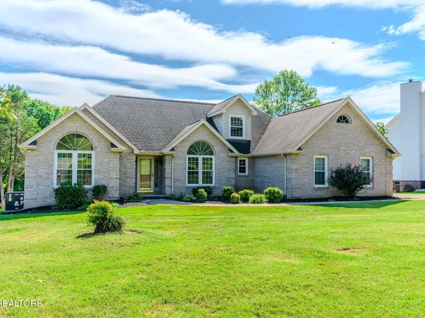 4828 Shannon Run Dr, Knoxville, TN 37918