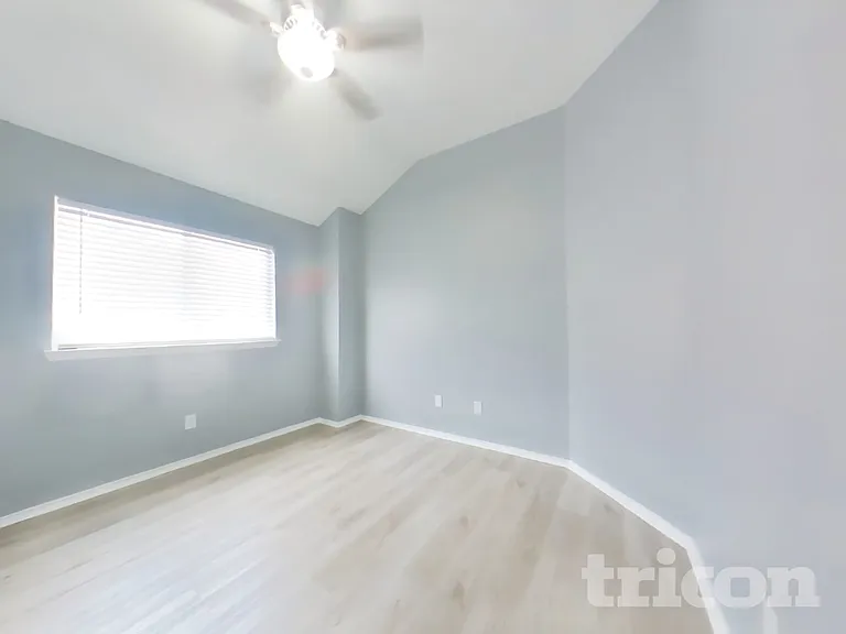 4916 Dougal Ave — Photo 12