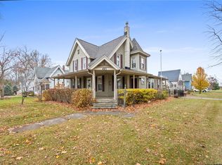 421 Meigs Ave, Grand River, OH 44045