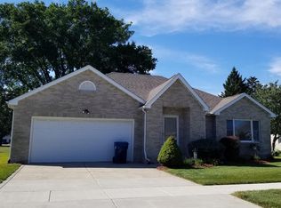 1004 Carnation St SE, Demotte, IN 46310