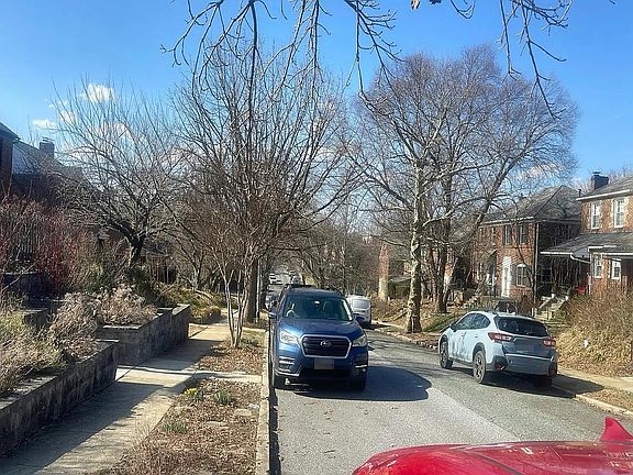5th image of 2413 Pelham Ave
