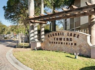 15221 SW 80th St APT 504, Miami, FL 33193