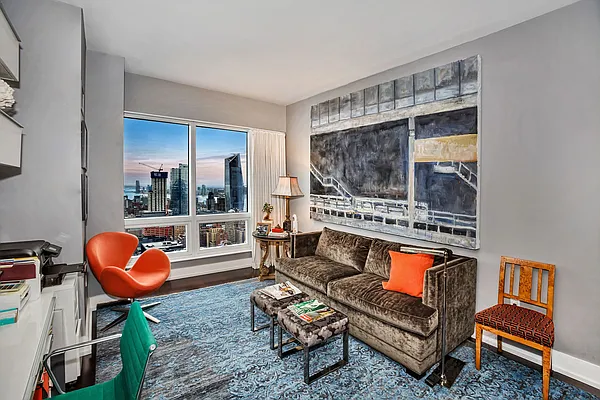 Rented by Corcoran | media 32