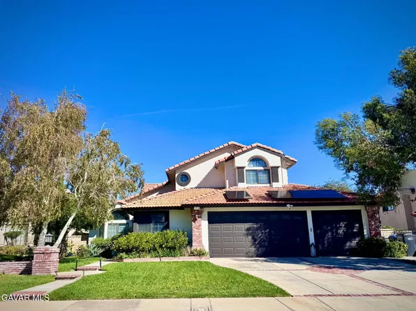 3135 Dolomite Ave, Palmdale, CA 93550