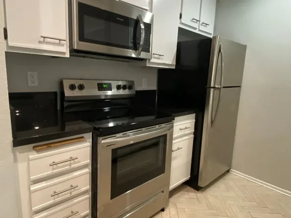Third Ave Hillcrest (Hillside Court), 4260 3rd Ave APT 101, San Diego, CA 92103