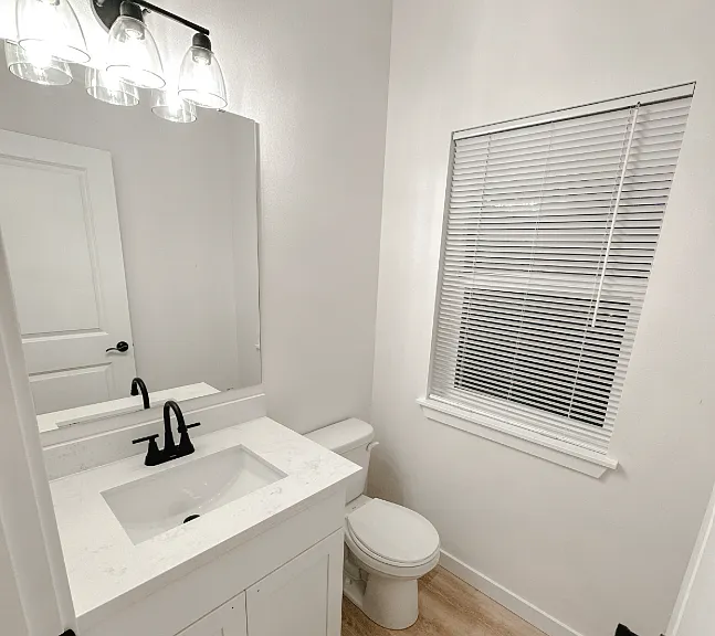 202 Mashell Ave S #A — Photo 8