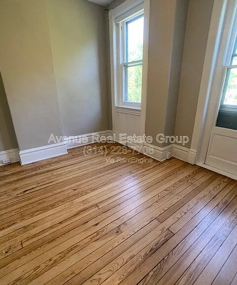 4950 Magnolia Ave #2 — Photo 6